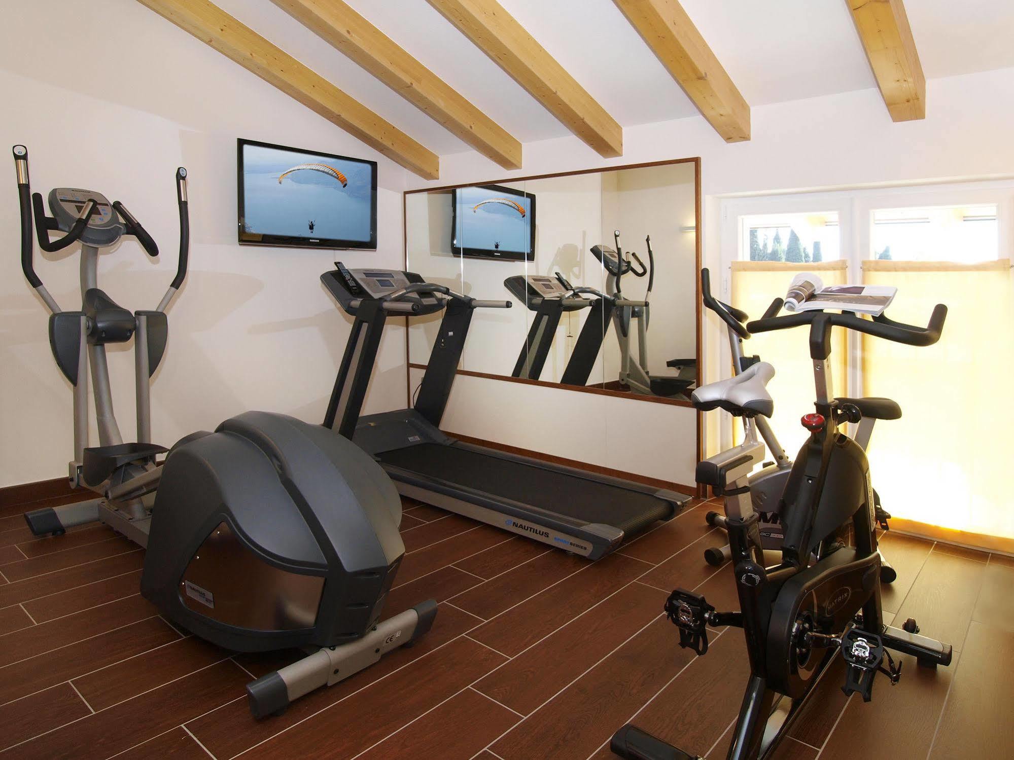 Hotel Garni Corallo Torbole Sul Garda Eksteriør bilde